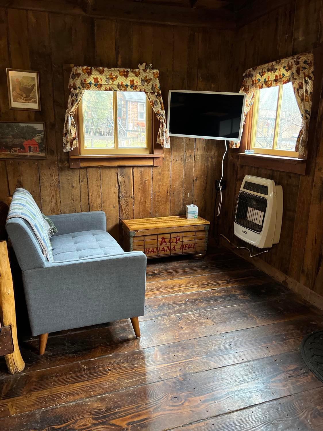 Вилла The Renovated Barn At Seneca Rocks Экстерьер фото